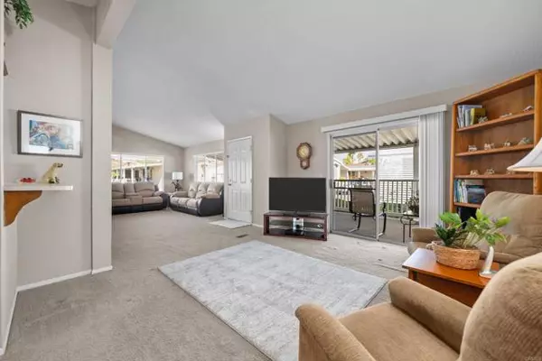 Carlsbad, CA 92010,3462 Don Alberto DR