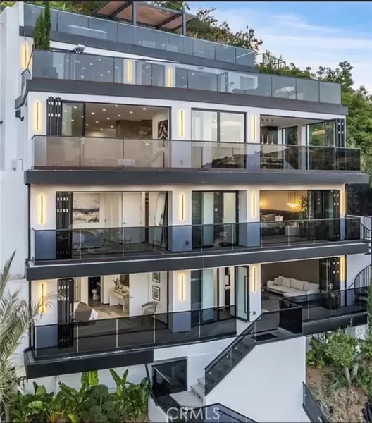 8148 Gould Ave, Los Angeles, CA 90046