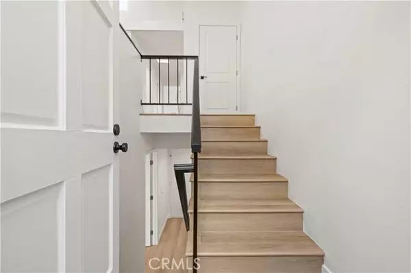 Sun Valley, CA 91352,11107 Arminta ST 15