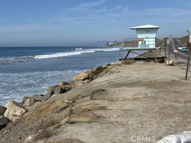 Carlsbad, CA 92011,6550 Ponto DR 76