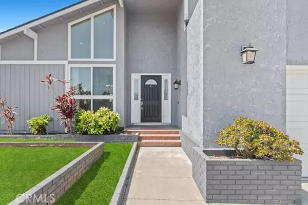Orange, CA 92865,3002 N Pinewood ST