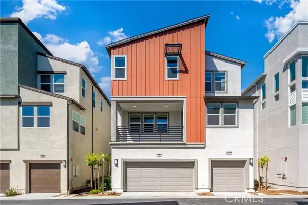 104 Tenor, Irvine, CA 92618