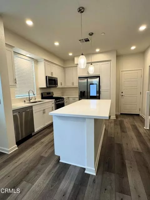 Oxnard, CA 93036,541 Winchester DR