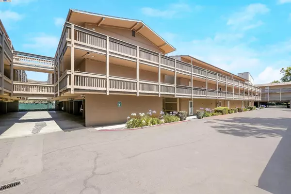 Hayward, CA 94544,260 Industrial Pkwy 33