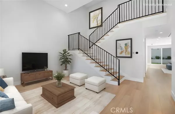 Encino, CA 91316,17962 Valley Vista BLD