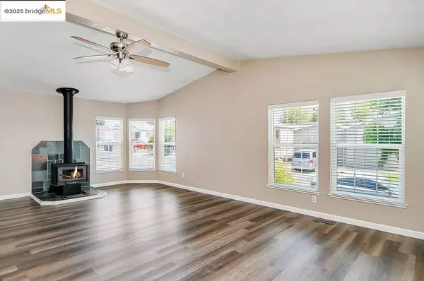 Antioch, CA 94509,1924 Geneva Ln