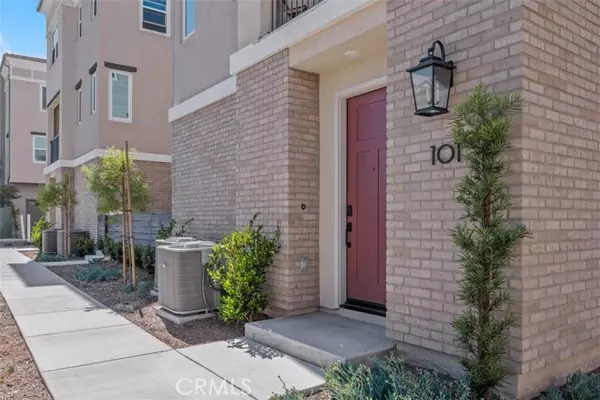 San Marcos, CA 92078,1229 Sunrise View 101