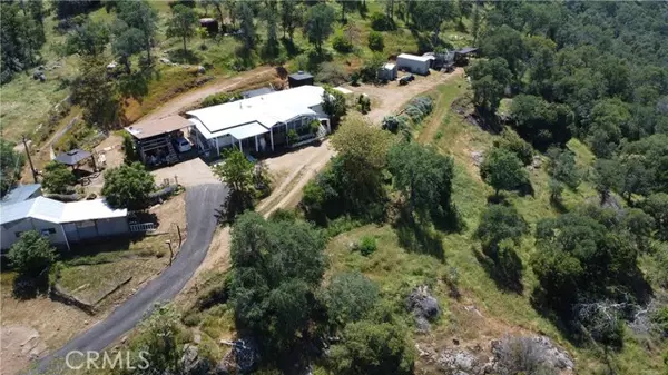 40075 Cornflower LN, Squaw Valley, CA 93675