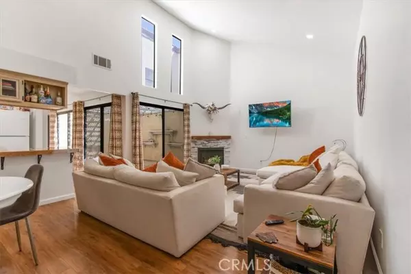 Lancaster, CA 93536,43334 32nd ST 44