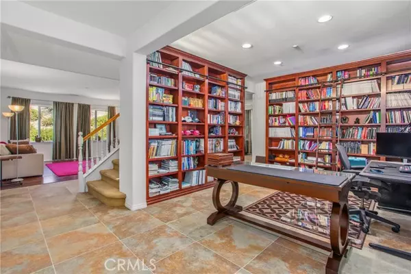 Highland, CA 92346,6497 Emmerton LN