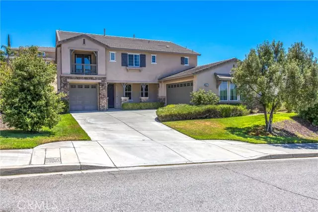 6497 Emmerton LN, Highland, CA 92346