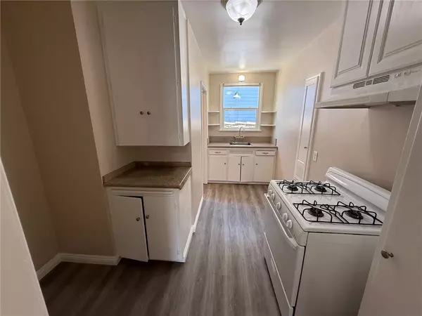 Azusa, CA 91702,901 N San Gabriel AVE 6