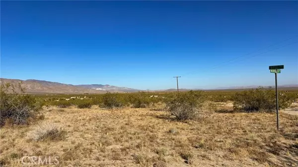 Landers, CA 92285,702 Bell RD