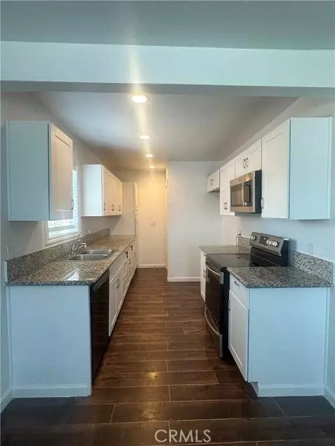 Rialto, CA 92376,190 W 3rd ST