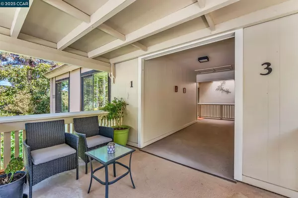 Walnut Creek, CA 94595,1935 Golden Rain Rd 1