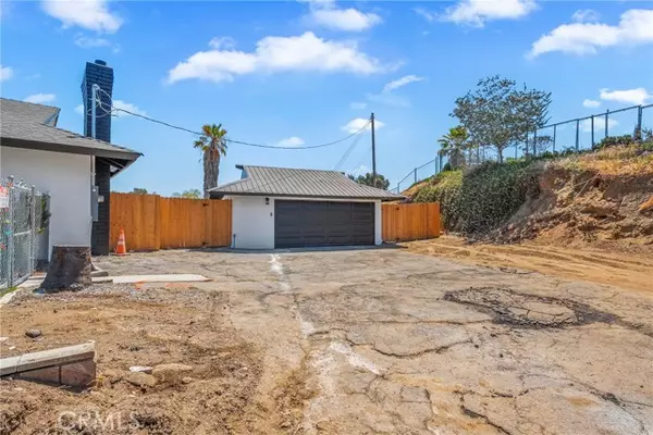 Colton, CA 92324,2110 Westwood ST