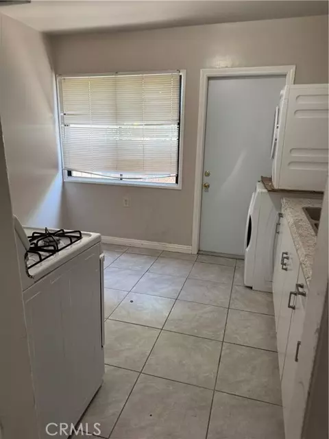 Lawndale, CA 90260,4611 W 152nd ST 1/2