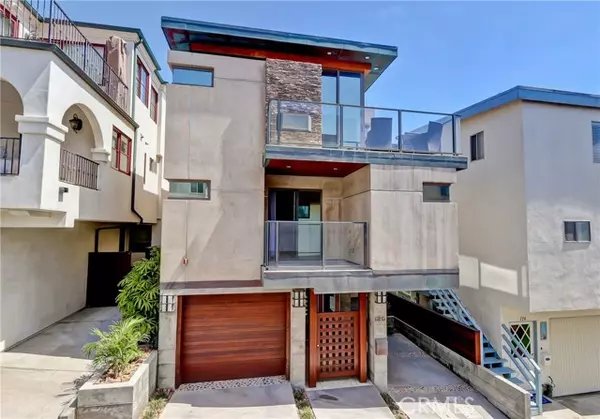 Manhattan Beach, CA 90266,120 1st PL