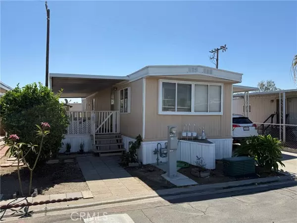 Fontana, CA 92335,17333 Valley BLD 15E