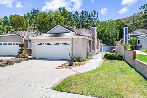 5742 E Hudson Bay DR, Anaheim Hills, CA 92807