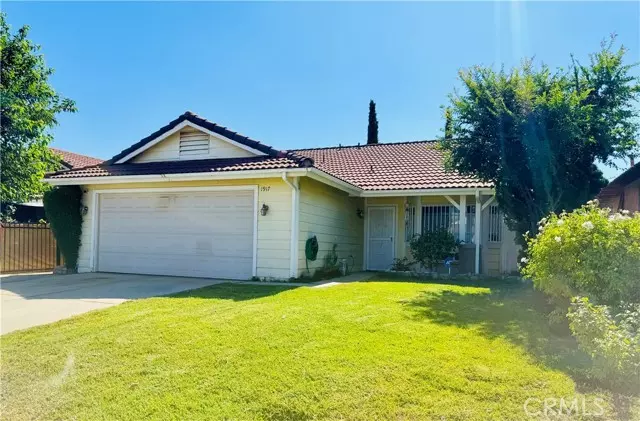 1917 Teak ST, Perris, CA 92570