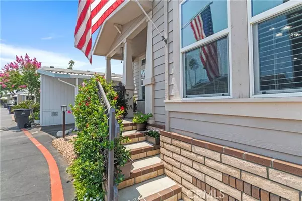 Riverside, CA 92505,3701 Fillmore ST 71