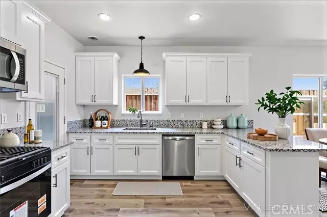 428 Oleander CT, Chowchilla, CA 93610