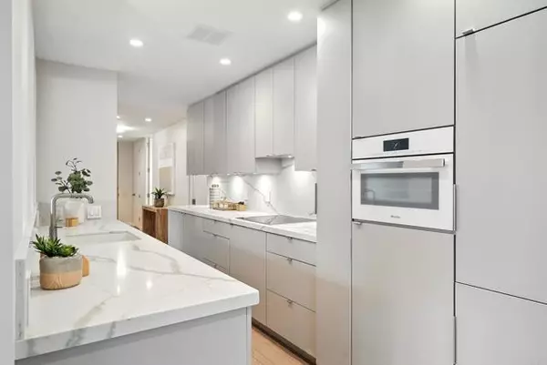 La Jolla, CA 92037,800 PROSPECT ST 1F