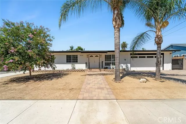 8749 Norwich AVE, North Hills, CA 91343