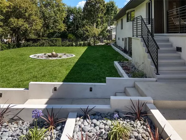 Pasadena, CA 91103,775 Linda Vista AVE