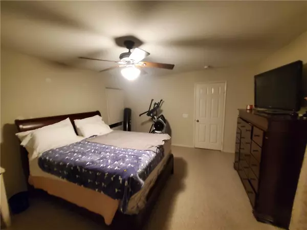 Temecula, CA 92591,42165 calabria