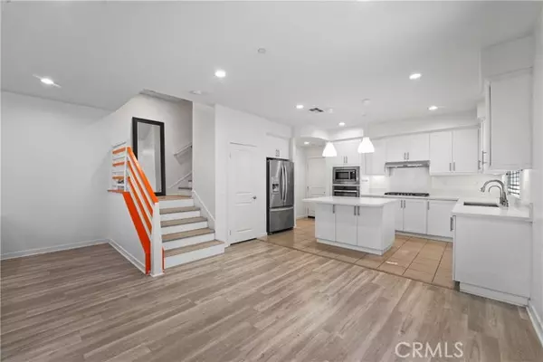 160 Terrapin, Irvine, CA 92618