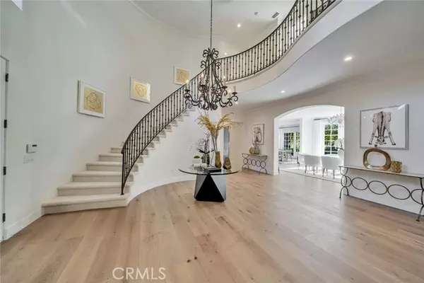 Calabasas, CA 91302,5451 Newcastle LN