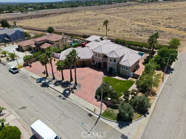 Palmdale, CA 93551,6152 Parker DR