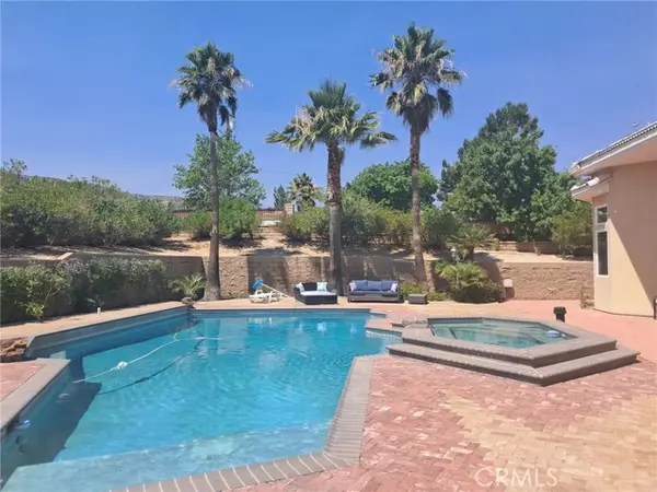 Palmdale, CA 93551,6152 Parker DR