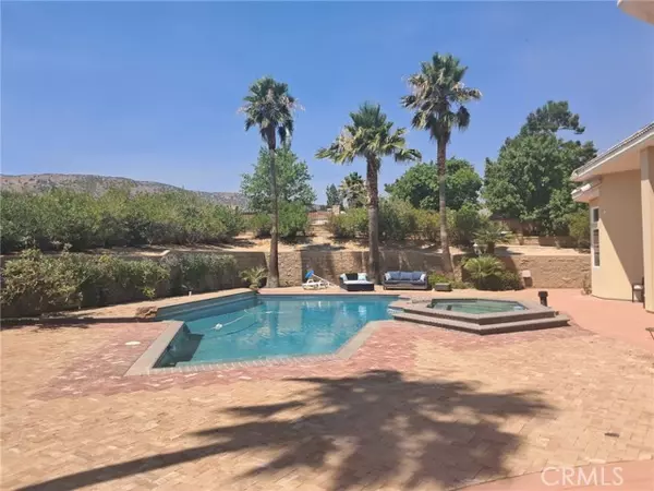 Palmdale, CA 93551,6152 Parker DR