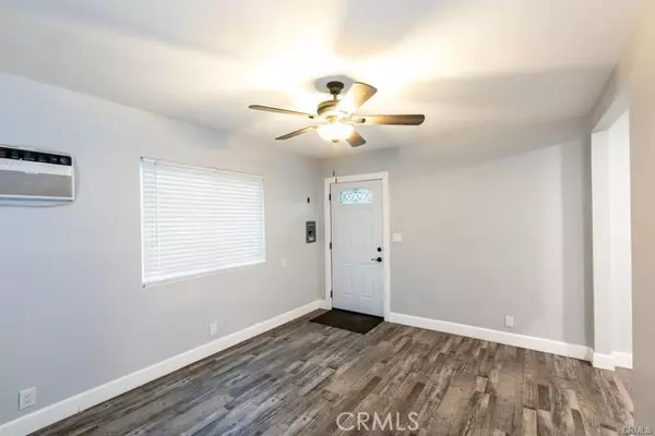 Los Angeles, CA 90039,4169 Willimet Ave.