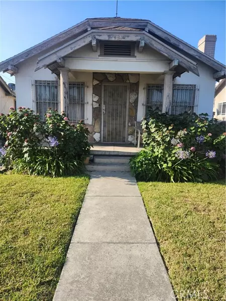 437 W 81st ST, Los Angeles, CA 90003