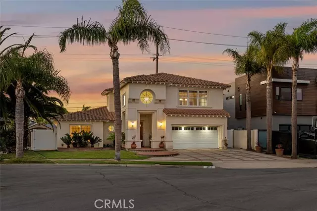 Huntington Beach, CA 92646,9112 Playa DR