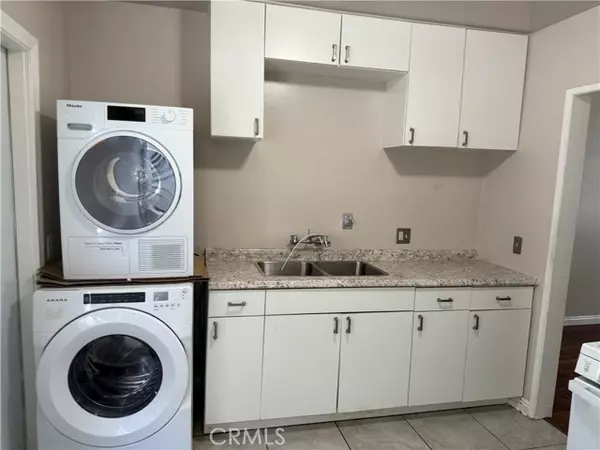 4611 W 152nd ST 1/3, Lawndale, CA 90260