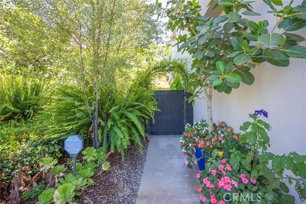 Laguna Niguel, CA 92677,25068 El Carrizo