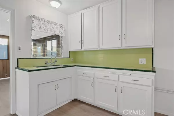 Redlands, CA 92374,843 Carlotta CT