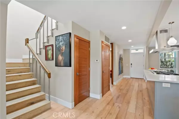 Huntington Beach, CA 92649,4062 Aladdin DR