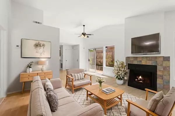 Oceanside, CA 92056,5126 Maplewood CIR