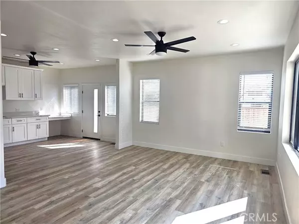 Riverside, CA 92503,9325 Magnolia AVE A