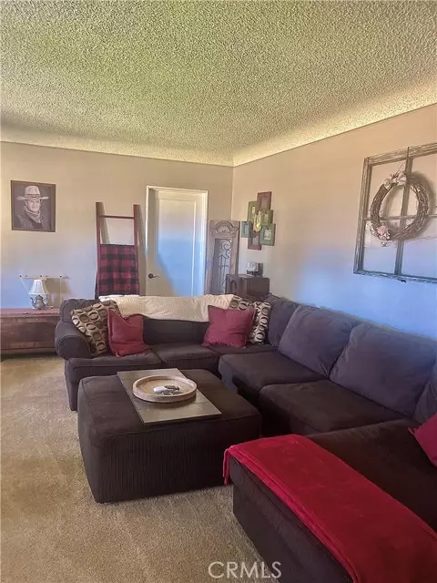 Winton, CA 95388,8484 Almond AVE