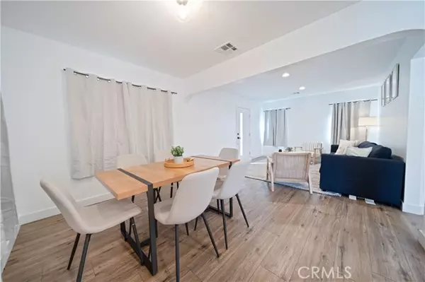 Burbank, CA 91506,125 N Keystone ST
