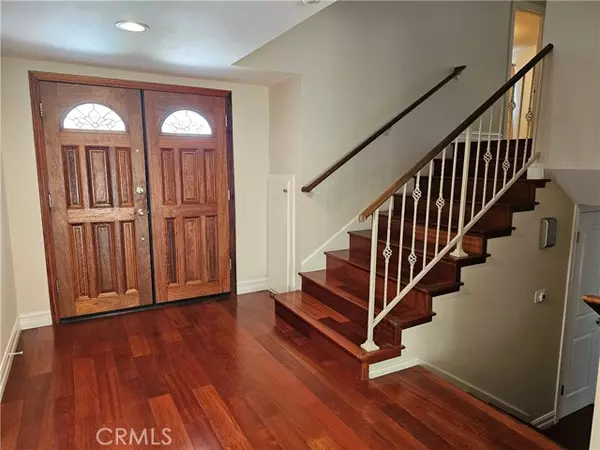 Porter Ranch, CA 91326,19259 Braemore RD