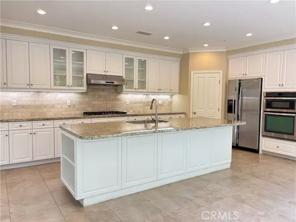 Irvine, CA 92620,88 Nassau