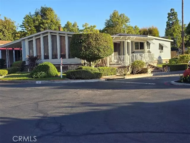 Anaheim, CA 92801,1919 W Coronet AVE 1